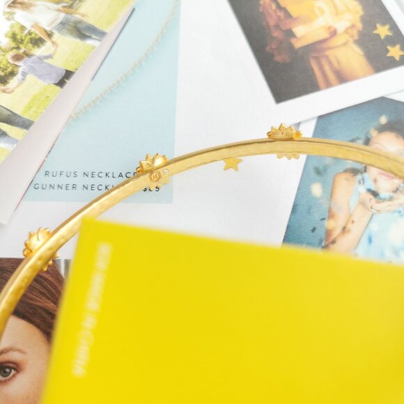 New Julie Vos Floral Bangle Bracelet Size M 24K Gold Plate - Picture 3 of 4